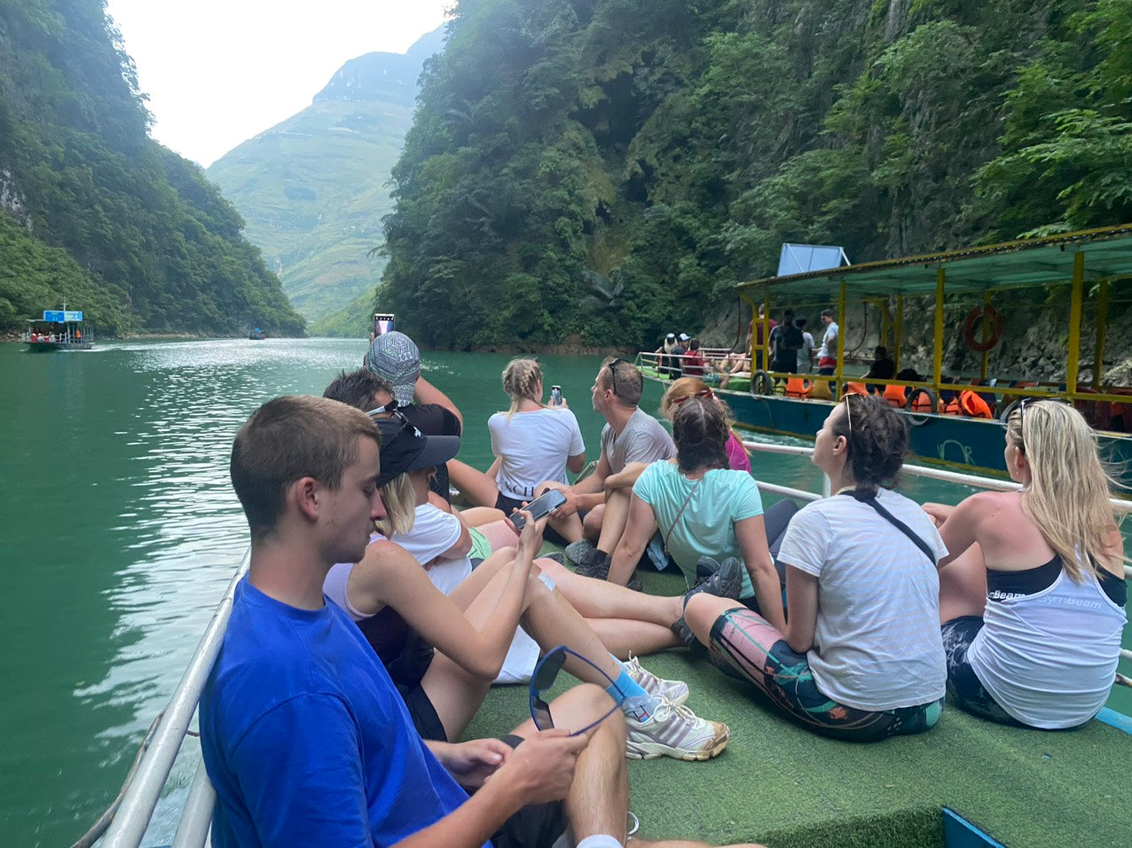 HGD1: Ha Giang Loop, 4 DAYS 3 Nights (Self-ride)