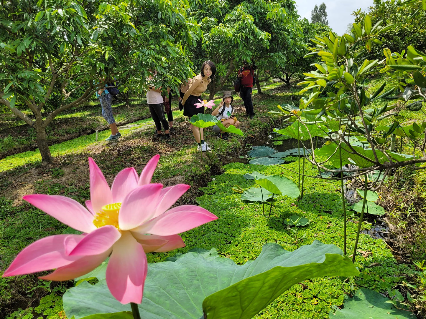 35B: (2 DAYS) Mekong Delta: Pottery Village, Floating Markets, Can Tho, Islands and Boat Tour!