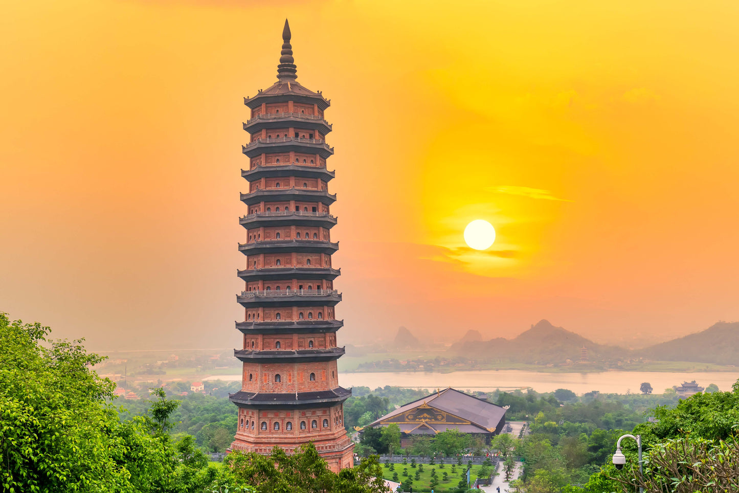 NHB2: Ninh Bình & VỊNH HẠ LONG (2 NGÀY, 1 Đêm @ Khách sạn 3 Sao)