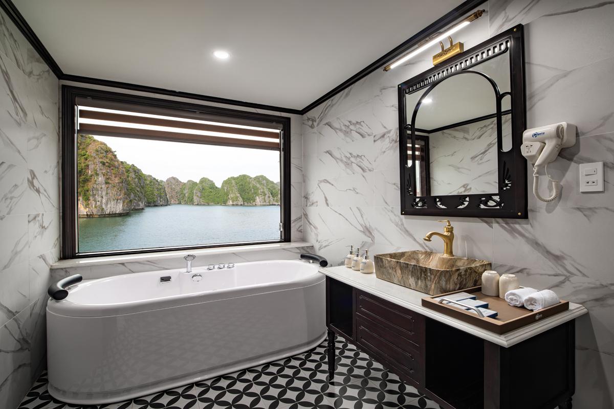 HLC1: Ha Long Bay 5-star Cruise (3 DAYS) First Floor