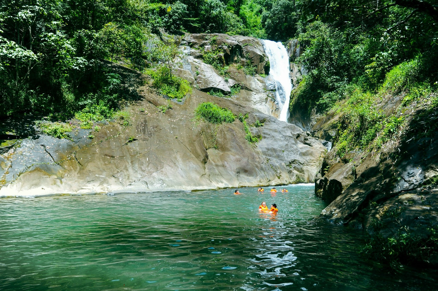 88A: Drizzling Rain Waterfall, Experience The Thrill Of Conquering The Wild