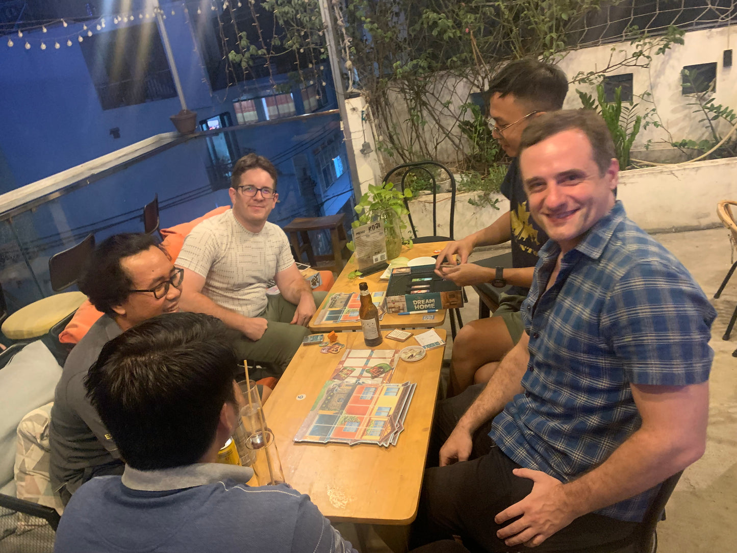Mondays: English beginners