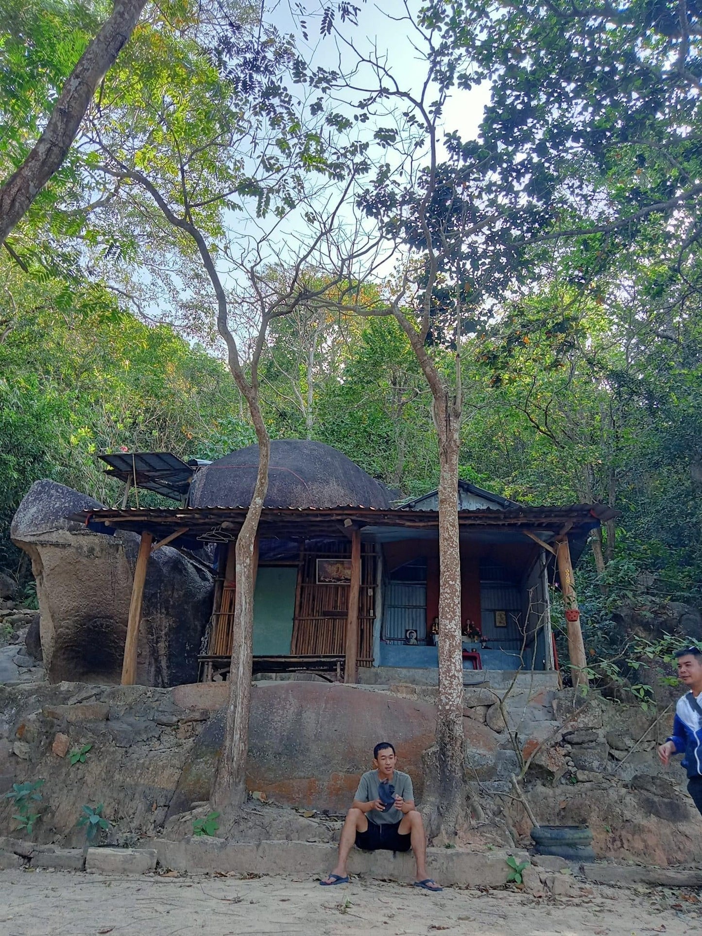 9AB (Shared Bus) Thi Vai Mountain: Hidden Temples, Scenic Trails, Pepper and Coffee Farm Expedition