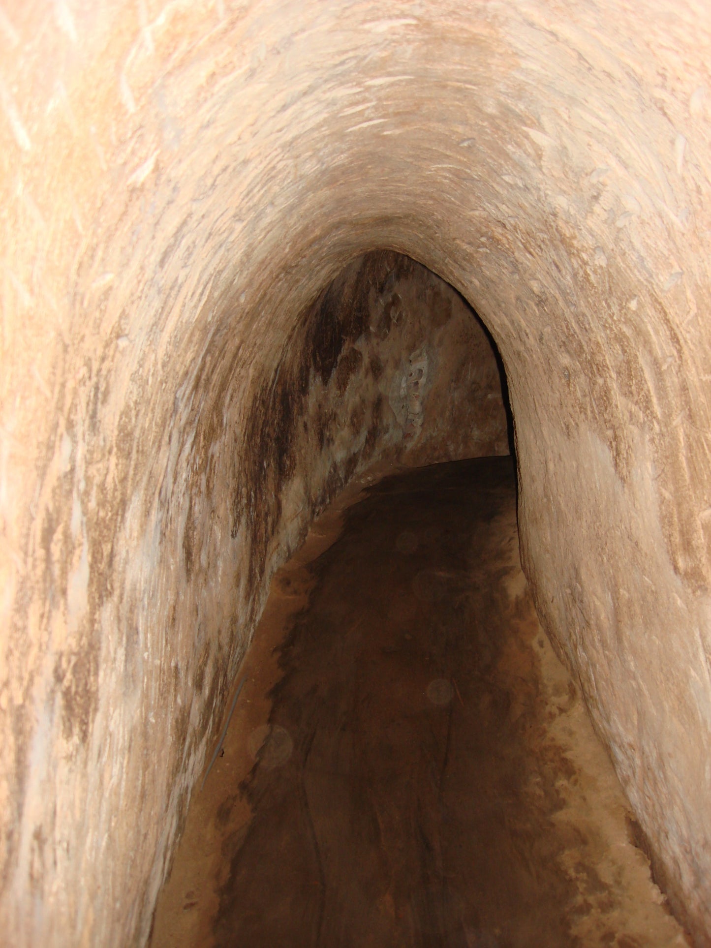 76R: (Private tour) Cu Chi Tunnels: Journey into Resilience