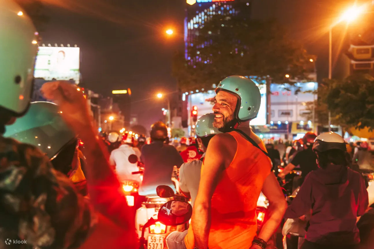 SGM: Food on Scooter Tour! (HCMC)