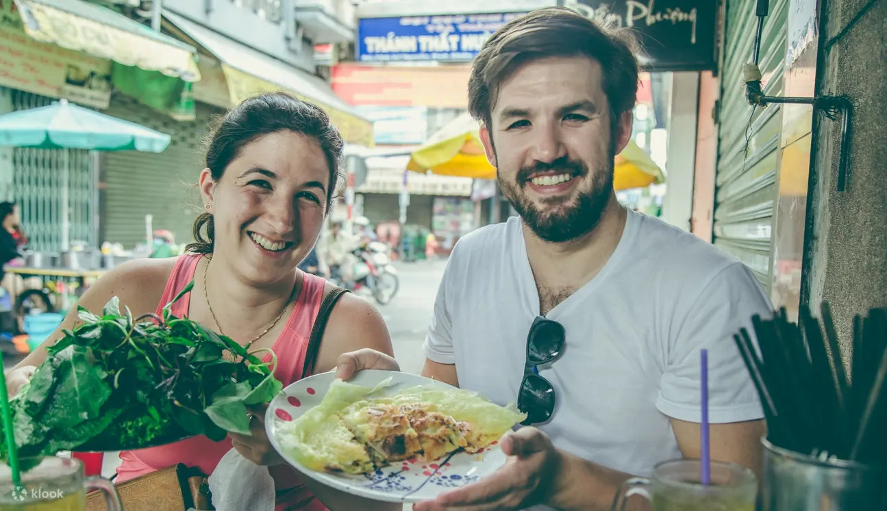 SGM: Food on Scooter Tour! (HCMC)