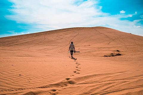 80B (2 DAYS): Red Sand Dunes, A Mini Desert In The Seaside City