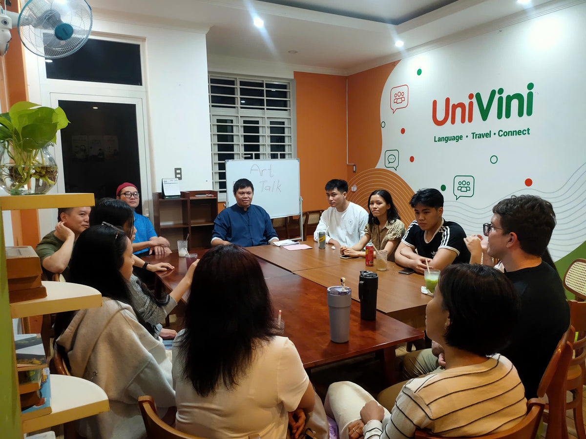 Saigon Social Meetup- Free Talk- Sundays