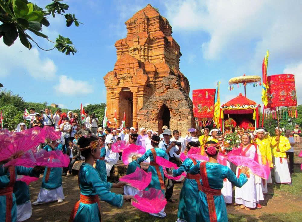 KT- Cham Katê Festival – 2-Day Cultural Experience from Ho Chi Minh City
