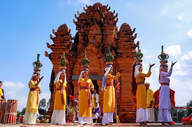 KT- Cham Katê Festival – 2-Day Cultural Experience from Ho Chi Minh City
