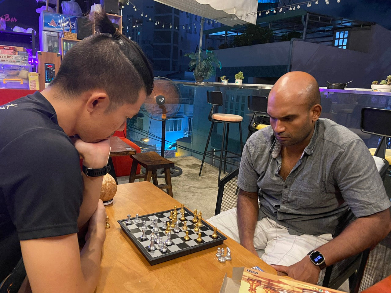 国际象棋♟️和扑克♣️俱乐部