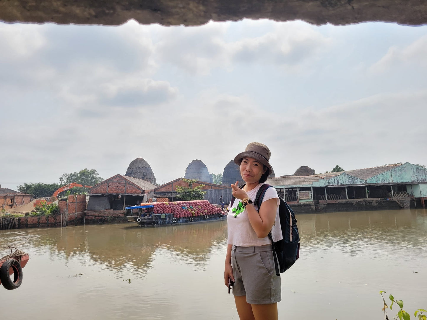 35R: Delta del Mekong: Entrando en el 'Reino Rojo' de Pottery Village