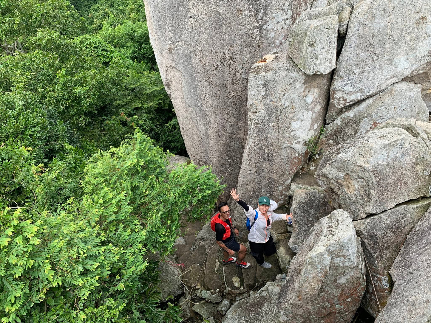 4AB (Shared Bus)- Minh Dam mountain- A Spiritual Journey