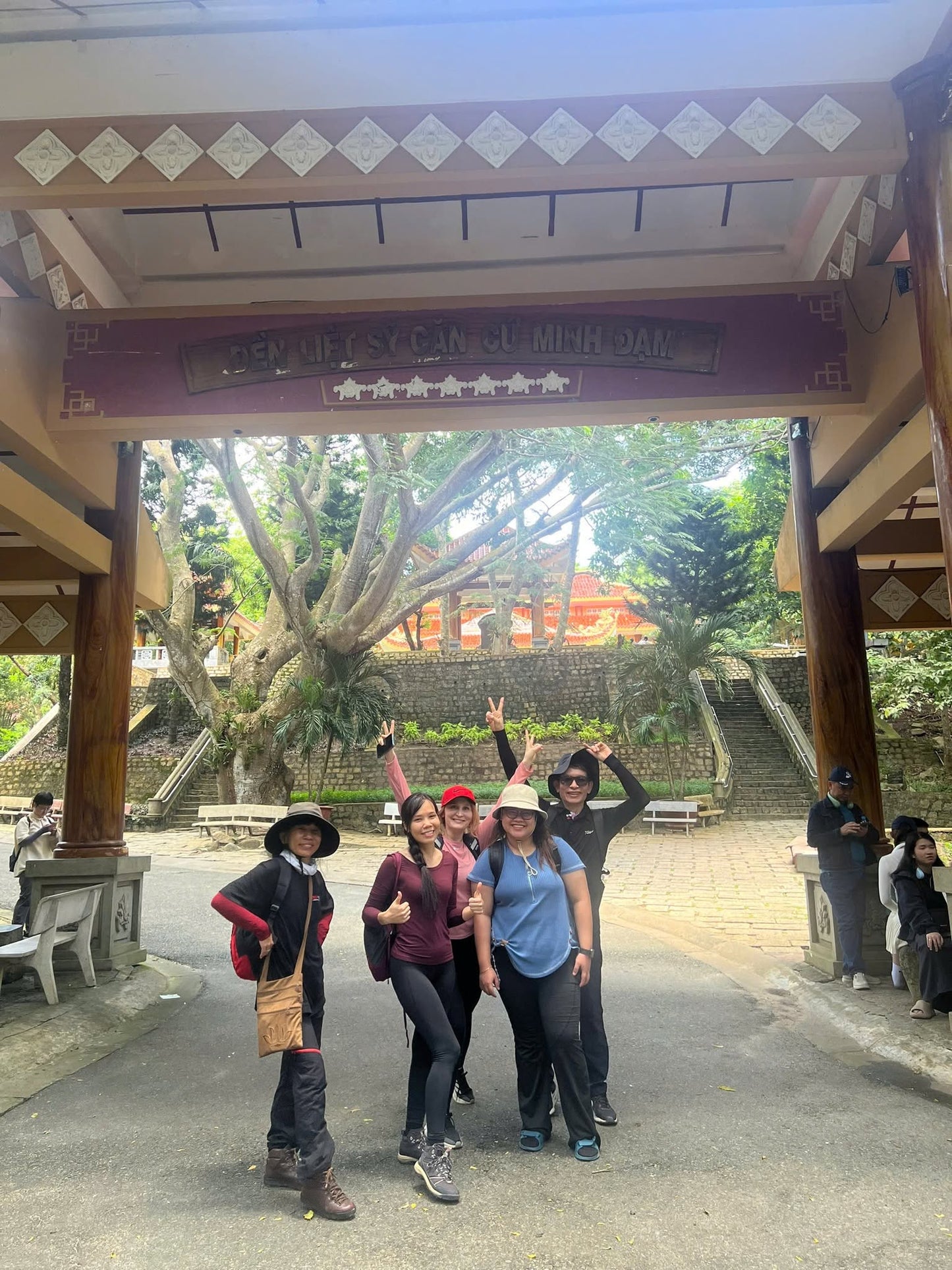 4AB (Shared Bus)- Minh Dam mountain- A Spiritual Journey