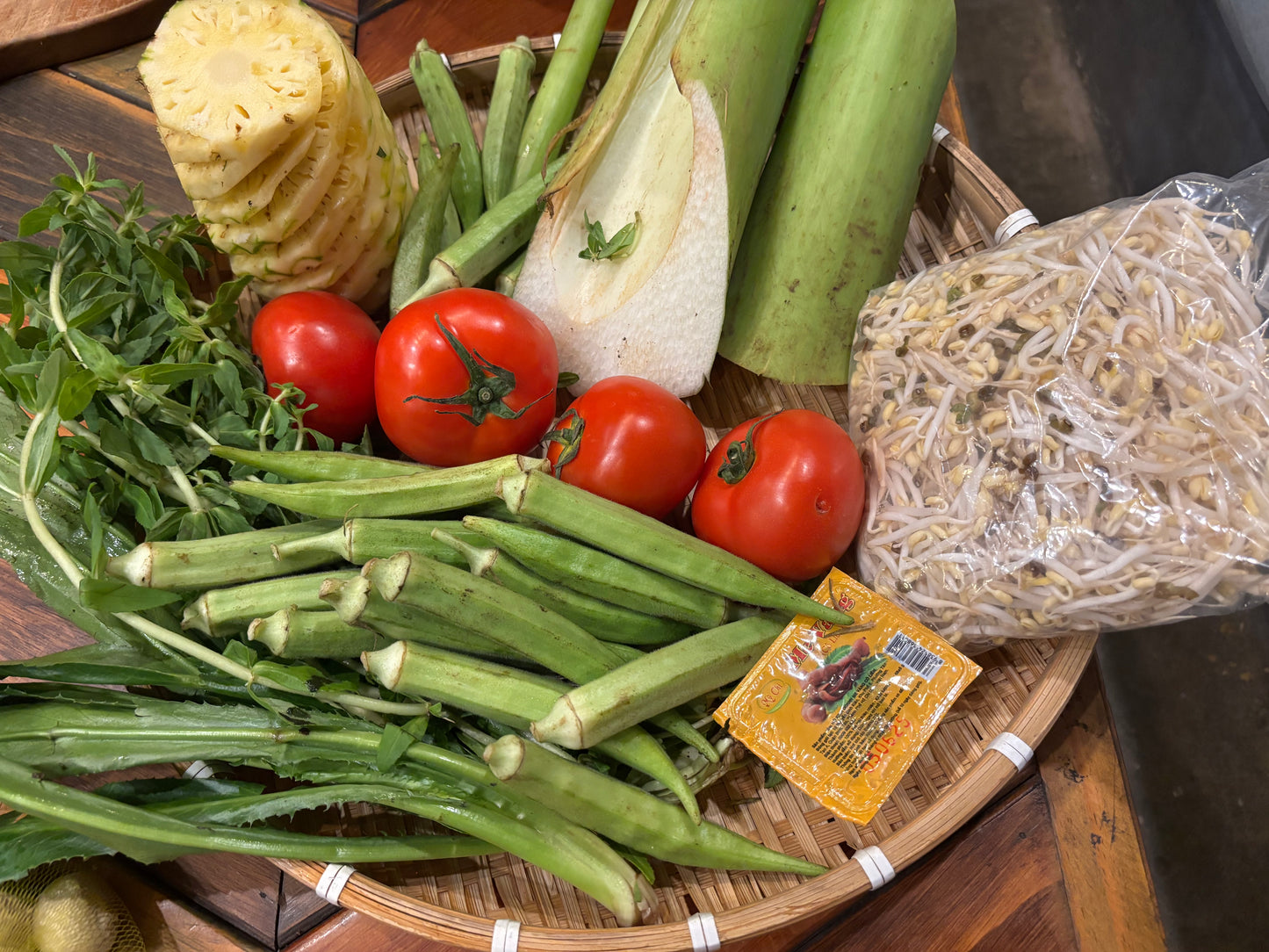 Vietnamese Cooking Experience | Cook, Eat & Connect at UniVini