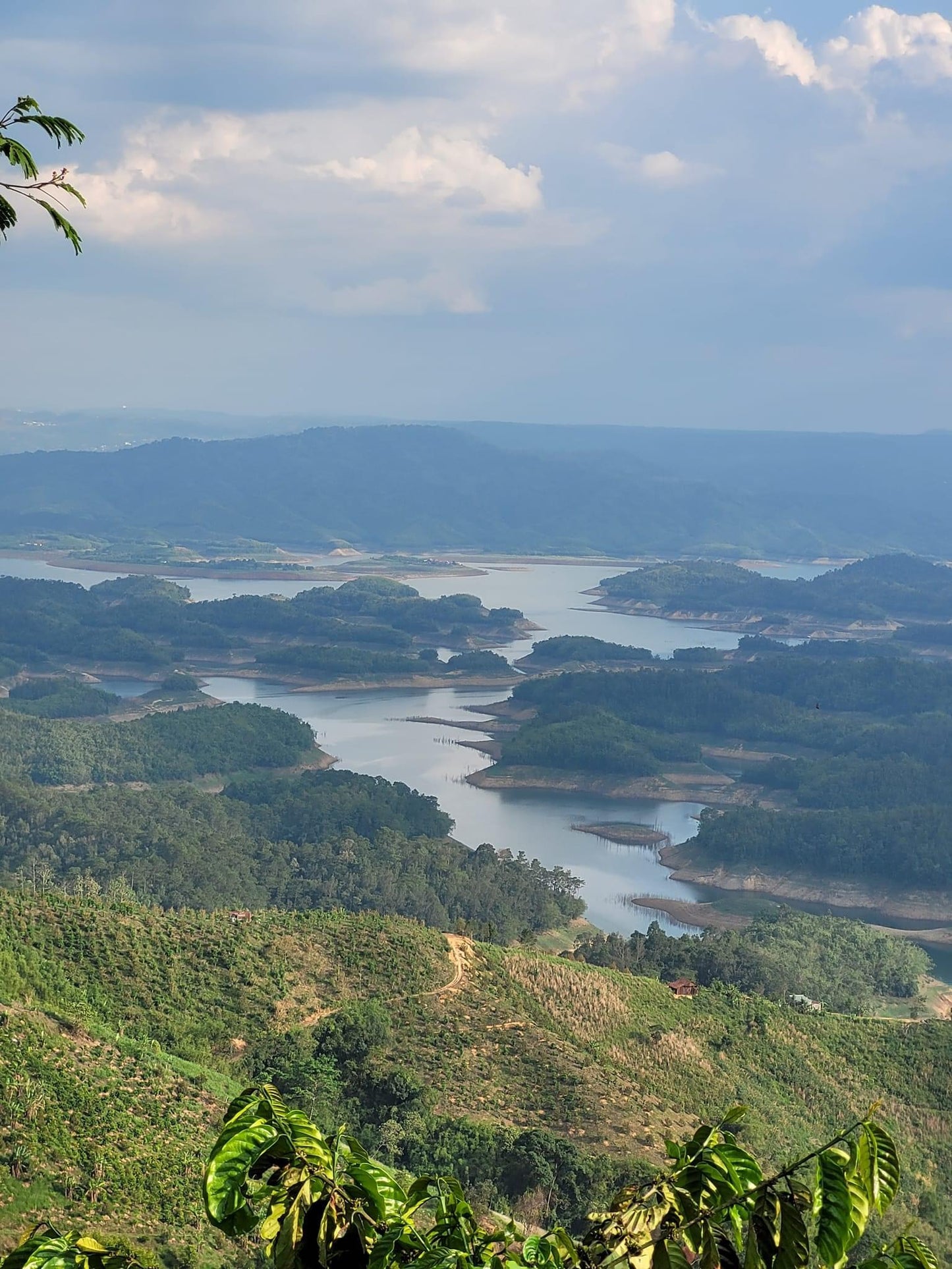 69B: (2 天) Lieng Nung 瀑布和 Ta Dung 湖：隐藏在 Daknong 省瀑布和雄伟湖泊深处