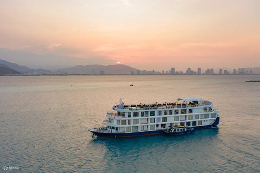 NTA5: Romantic Sunset Cruise & Dinner