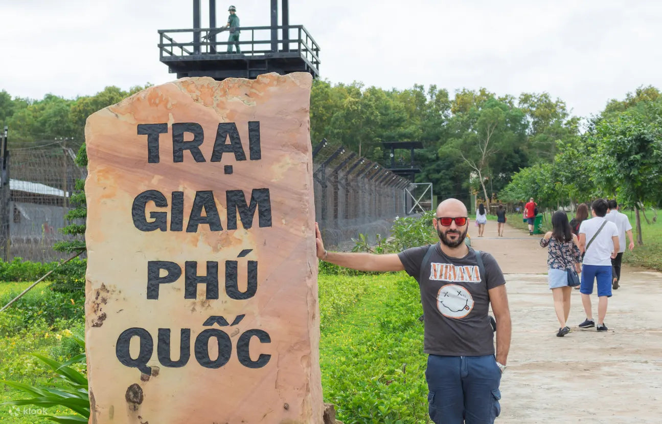 PQA4: South Phu Quoc - White Sand Beach, Pagoda & Pepper Farm