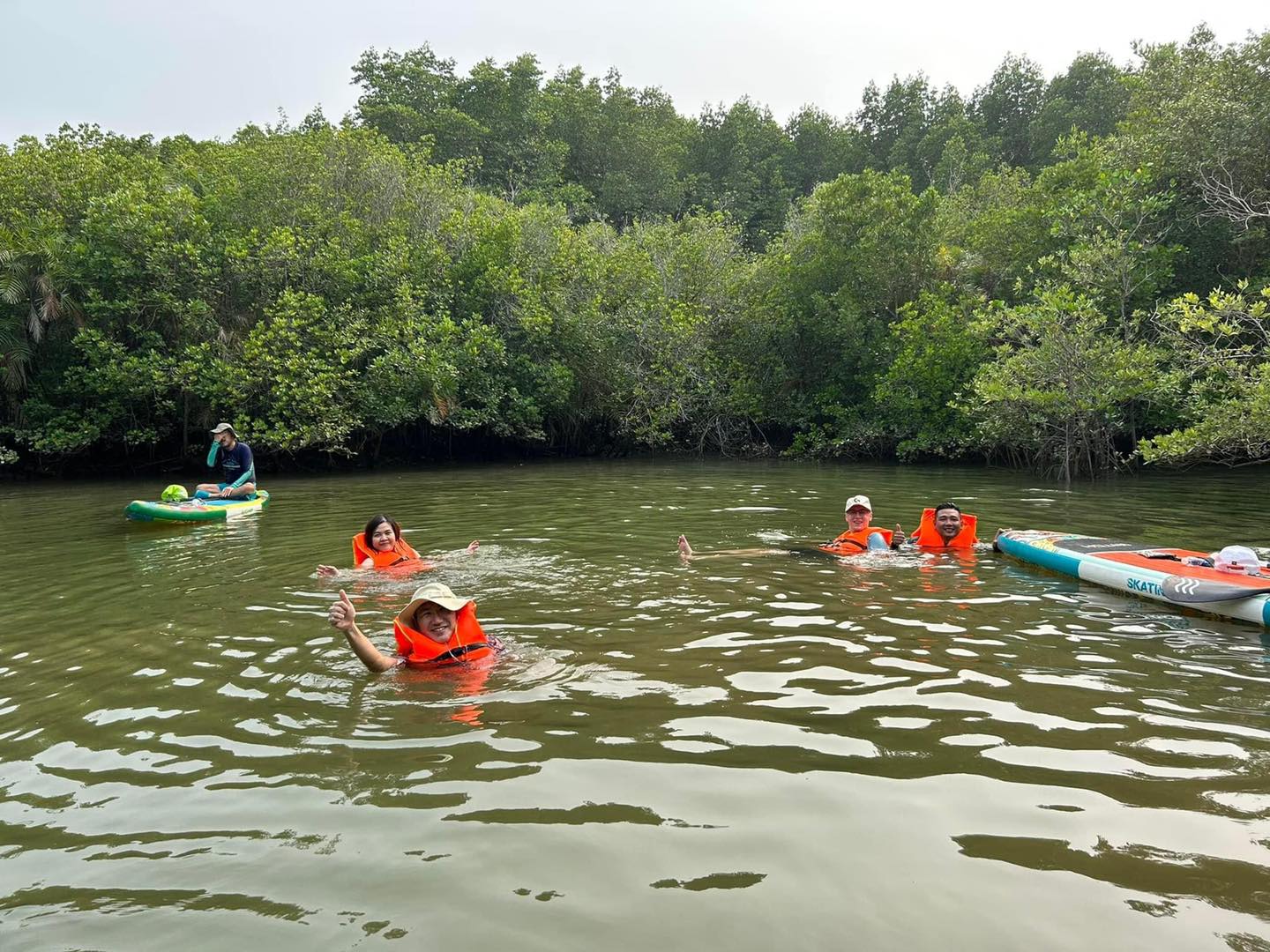 2B : (2 JOURS) Forêt de mangroves de Can Gio et camping sur l'île de Can Thanh !