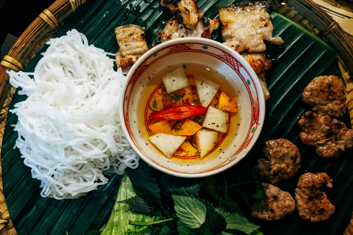 HN-F: Hanoi Delicious Food Tour